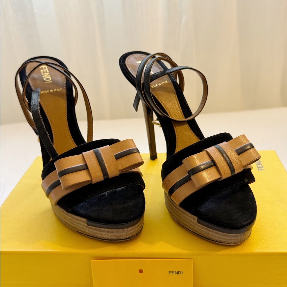 Fendi Zucca FF Logo Platform Strappy Heels Black Tan Leather Designer Sandals  7 - Picture 2 of 8